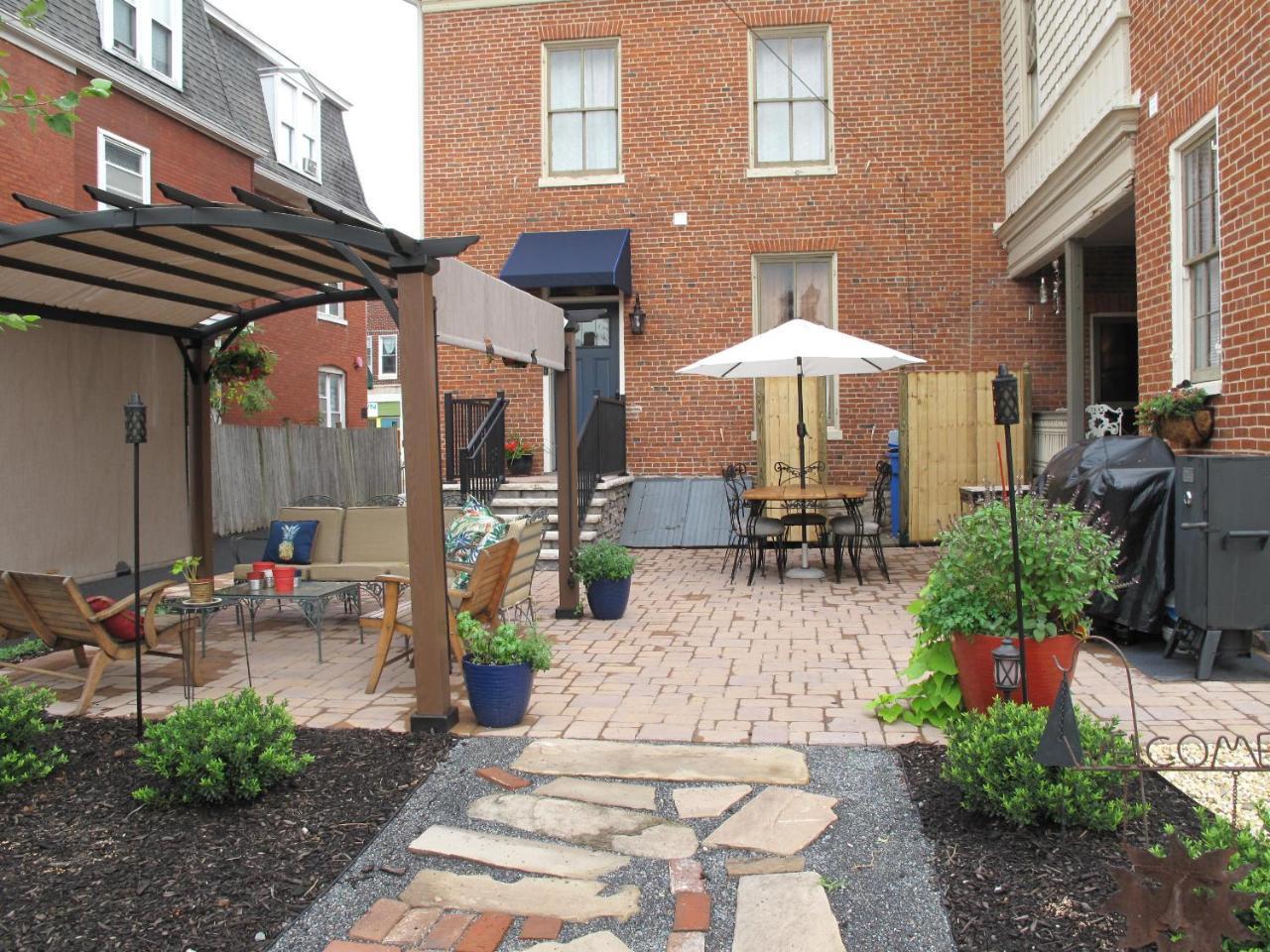 Georges On York B&B Taneytown Exterior photo
